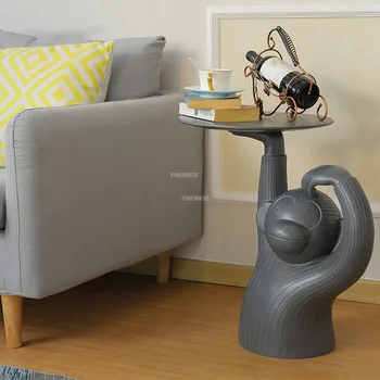 Маленькие журнальные столики в скандинавском художественном стиле, мебель для гостиной с обезьянкой из смолы, креативный диван, приставной столик, Роскошный Круглый чайный столик для хранения