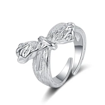 Простое женское кольцо с бабочкой с индивидуальным регулируемым отверстием